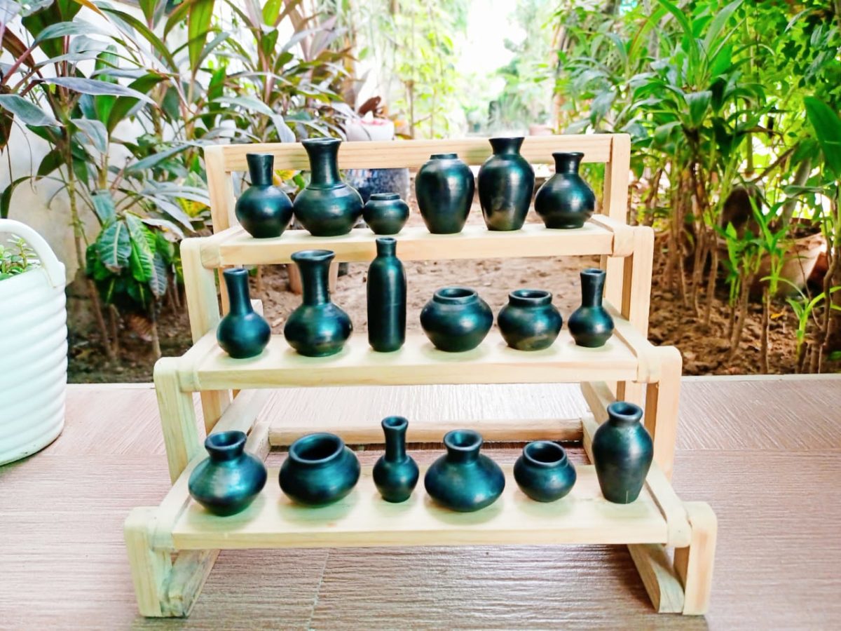 Miniature Matki – Black