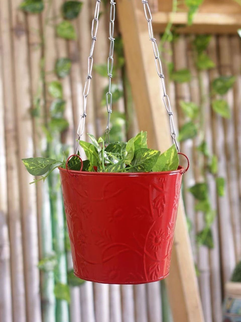 5.5 Inches Metal Hanging Bucket – Red